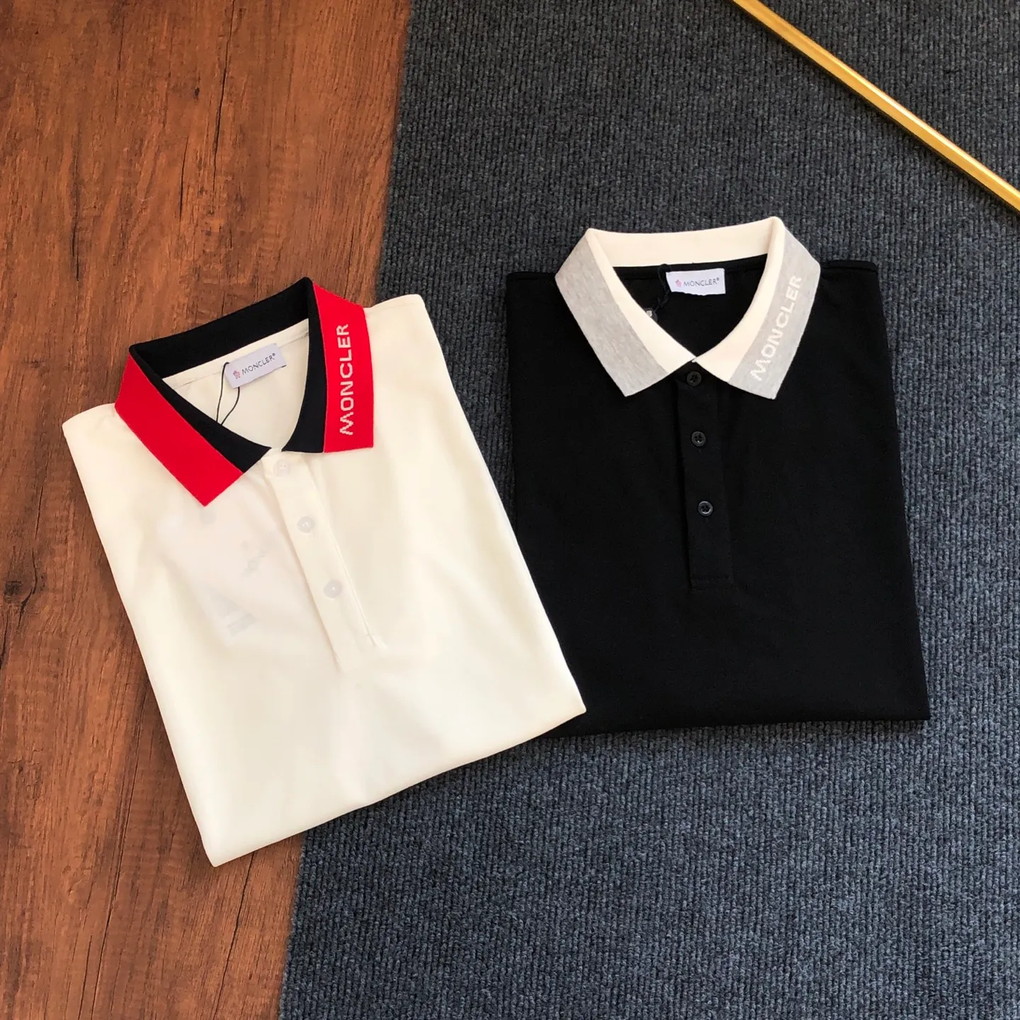 Moncler/ 2026New Arrival logo polo ⚠ ⚠ ⚠ Quality Same Style 50 Breathable Versatile polo Same Style Quality : Black White Size ：M ～ 3XL M： 102 71 46 18.5 L ： 106 73 48 19.5 XL： 110 75 50 20.5 2XL： 114 76 52 21.5 3XL： 118 77.5 54 22.5